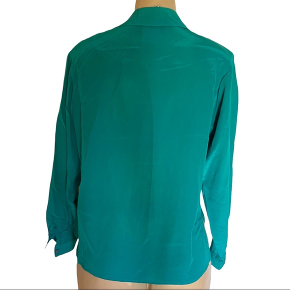 True Vintage 💯% Silk Kelly Green 80’s Button Up LS Blouse Shoulder Pads - Picture 3 of 10